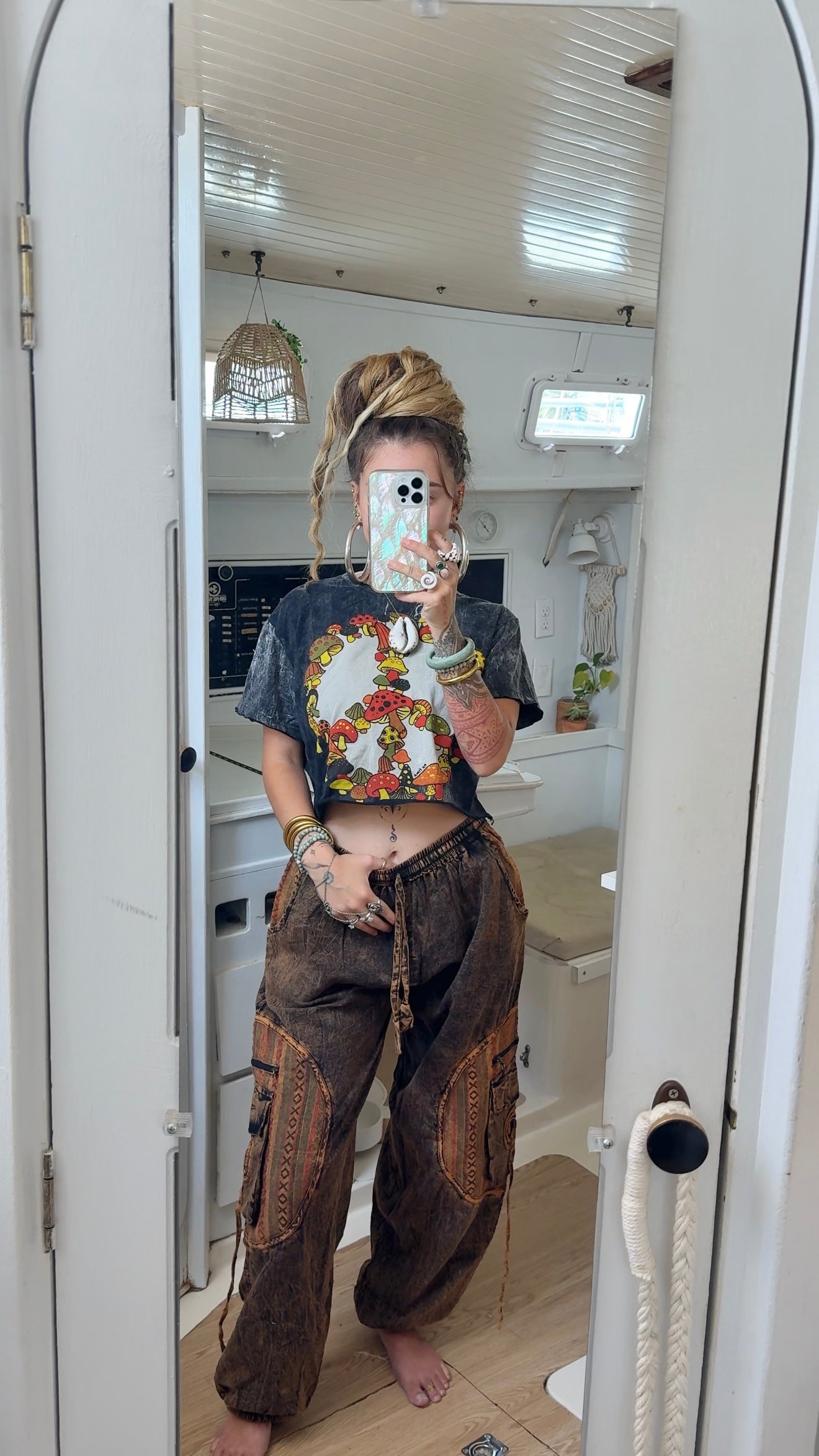 Peace Love Mush • Cropped Tee