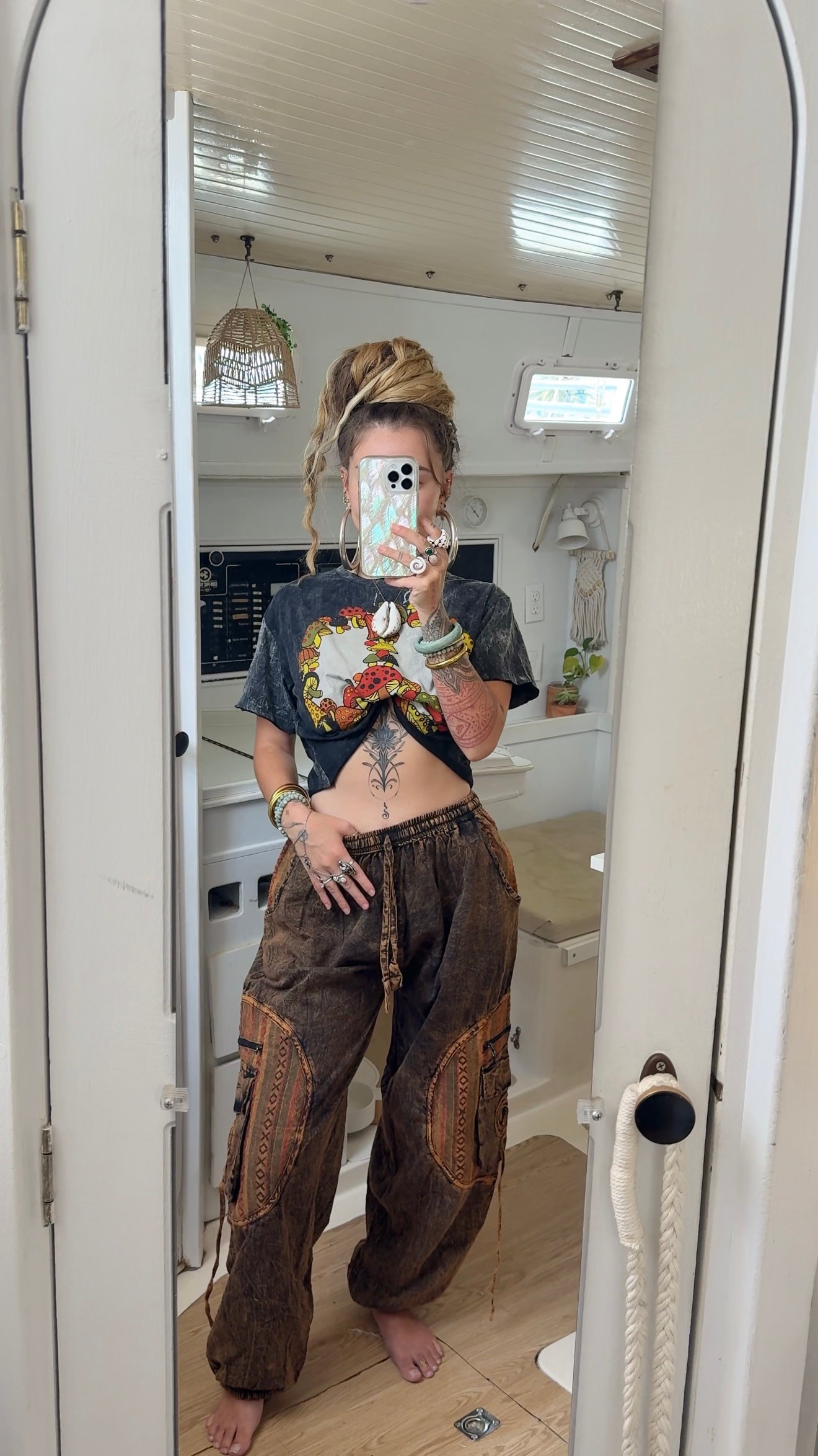 Peace Love Mush • Cropped Tee
