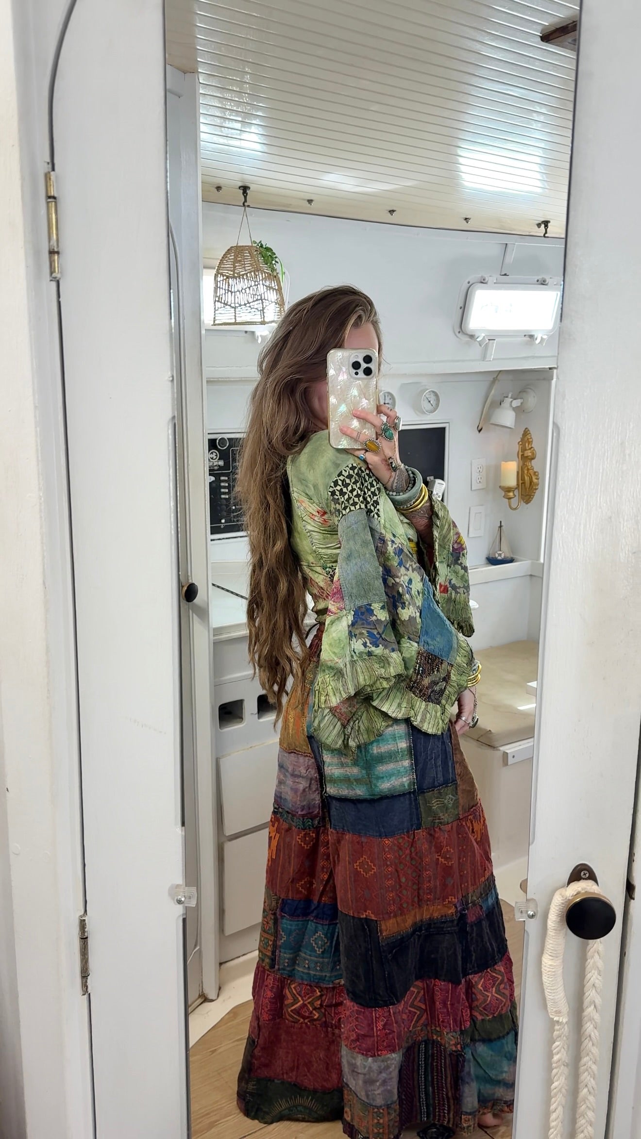 Lilly Pad ⢠Bell sleeve Top