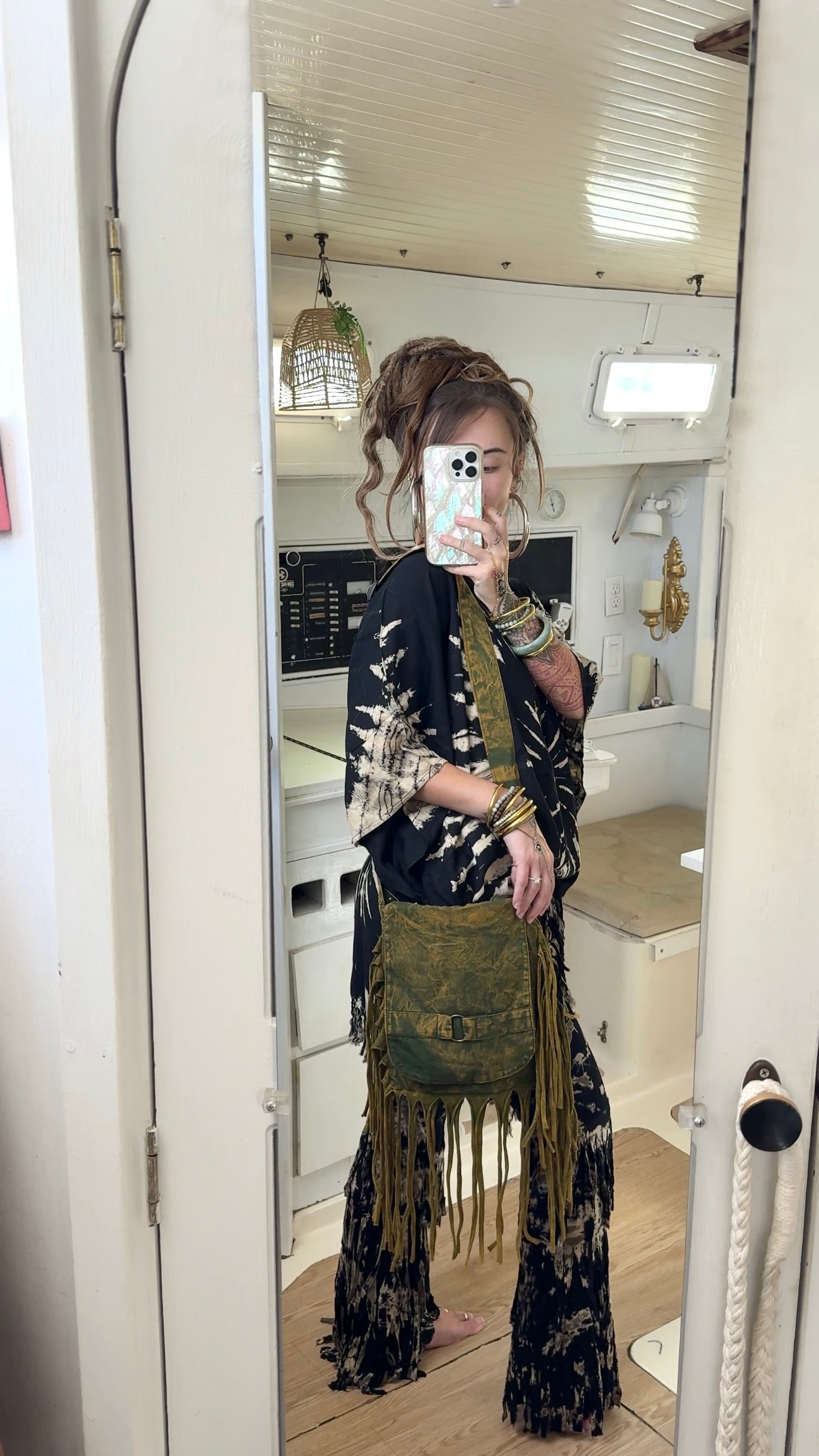 The Herbalist • Messenger Bag