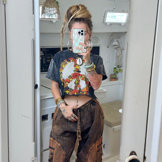 Peace Love Mush • Cropped Tee